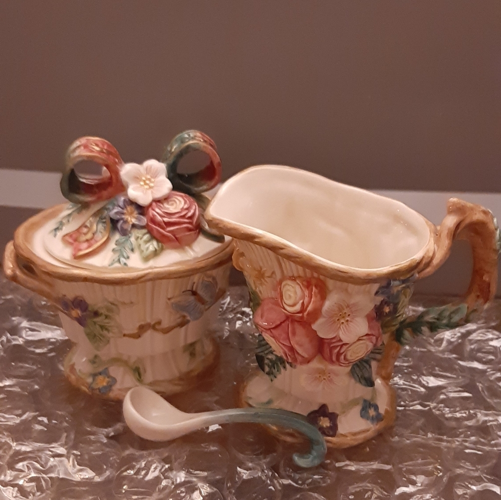 ❤$4.99 Shp.Fitz and Floyd Creamer/Sugar Bowl w/Tag